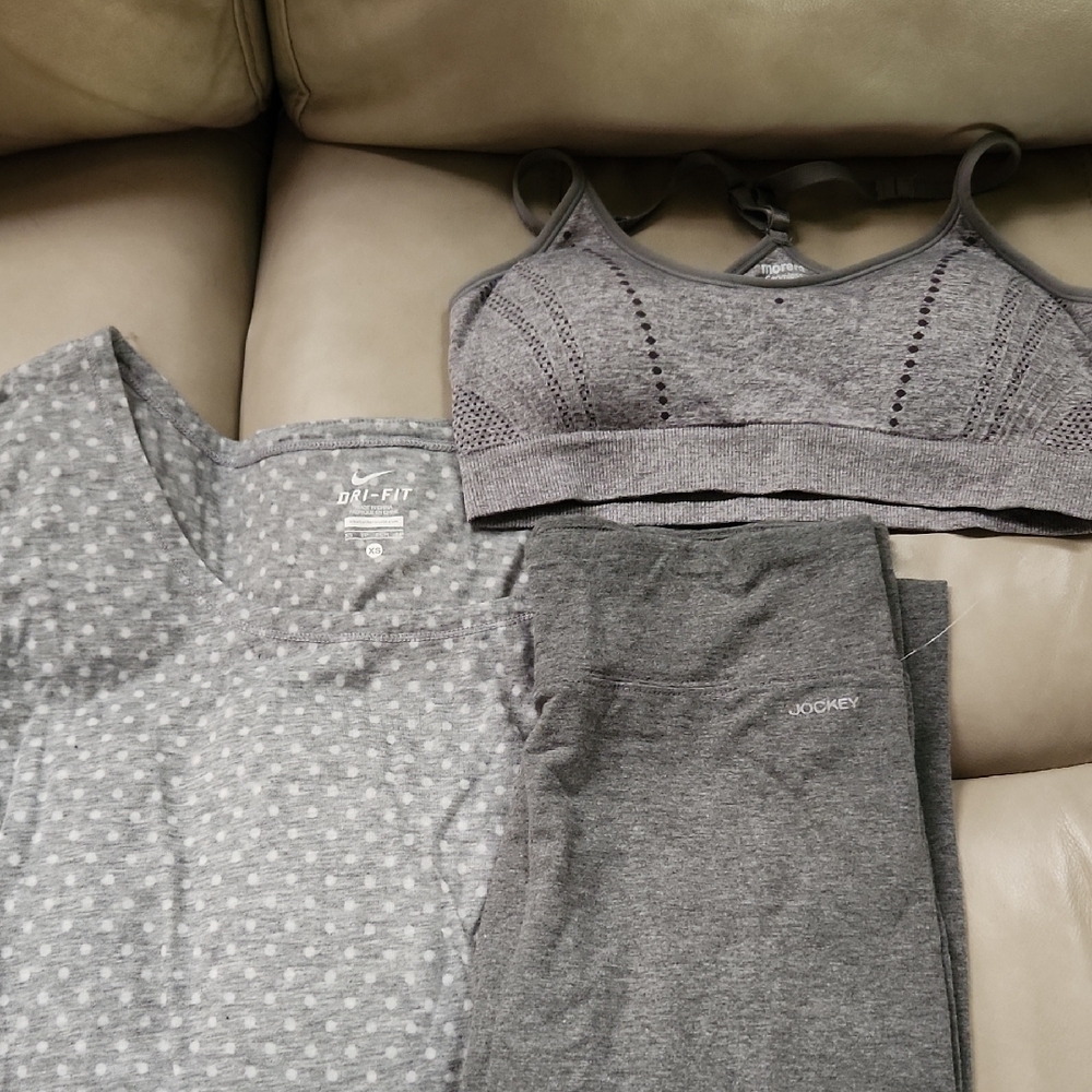 Nike Top & Jockey Leggins  +Sports Bra